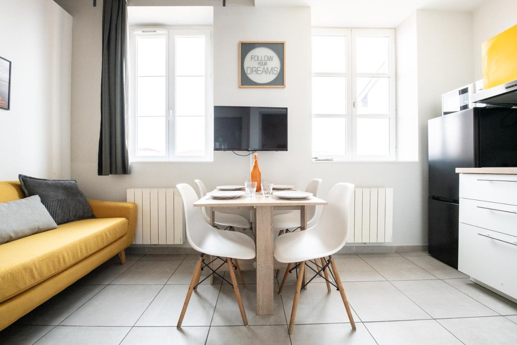 Duplex Scandinave A Cosy Et Calme - Lyon Part-Dieu Luaran gambar